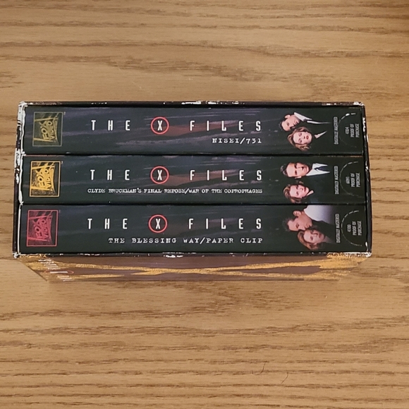 X-FILES Boxed VHS Tapes 📼 - Picture 2 of 8